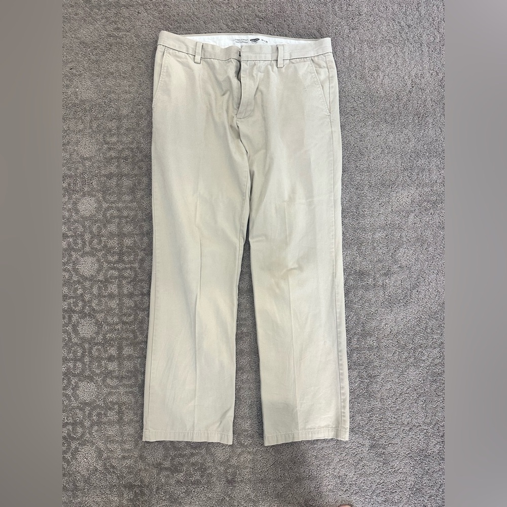 Men’s 34 x 32 beige classic straight Old Navy pants
